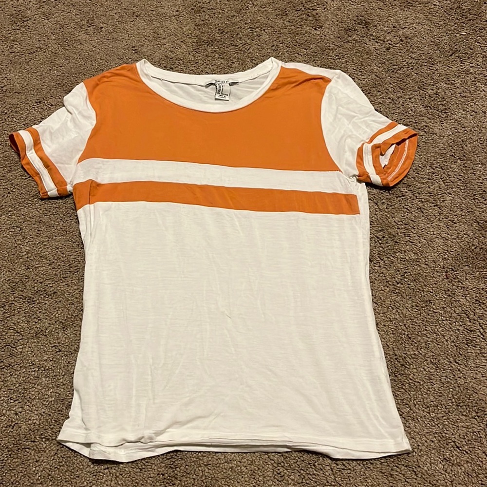 Forever 21 t shirt